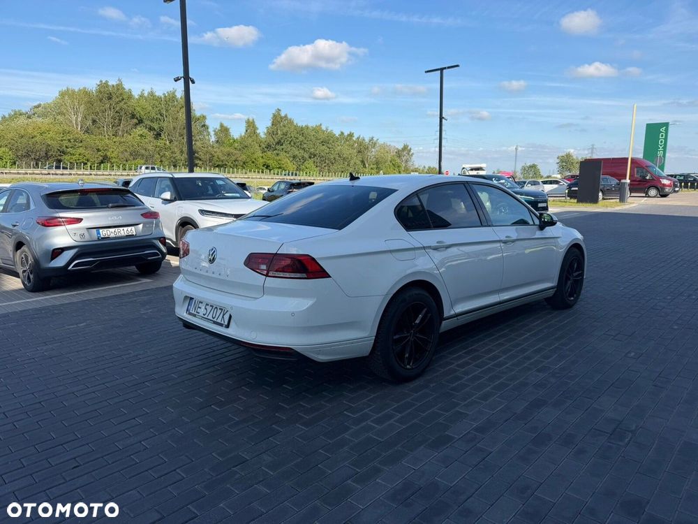 Volkswagen Passat 1.5 TSI EVO Essence - 2