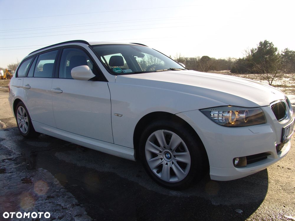 BMW Seria 3 318d - 4