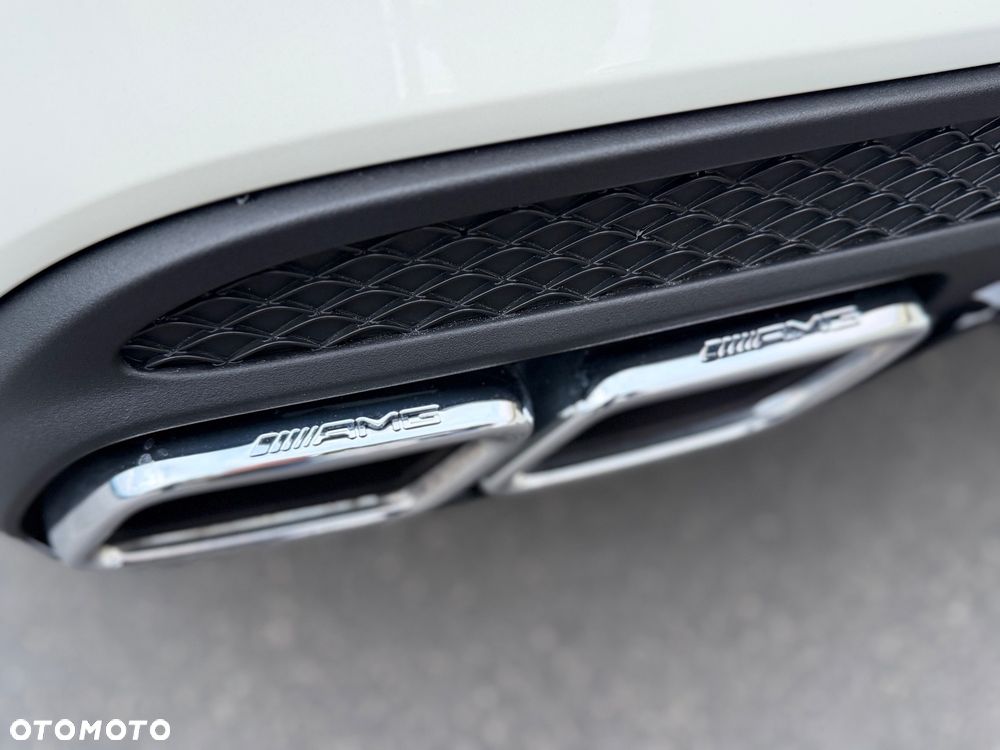 Mercedes-Benz Klasa C AMG 63 S - 19