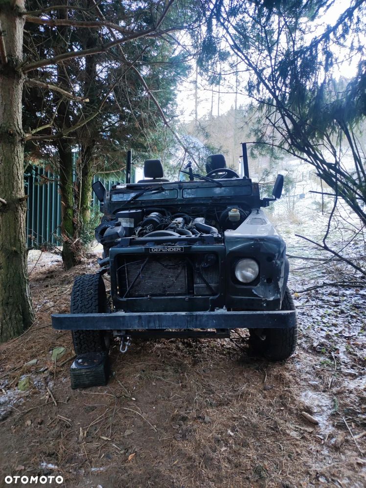 Land Rover Defender - 15