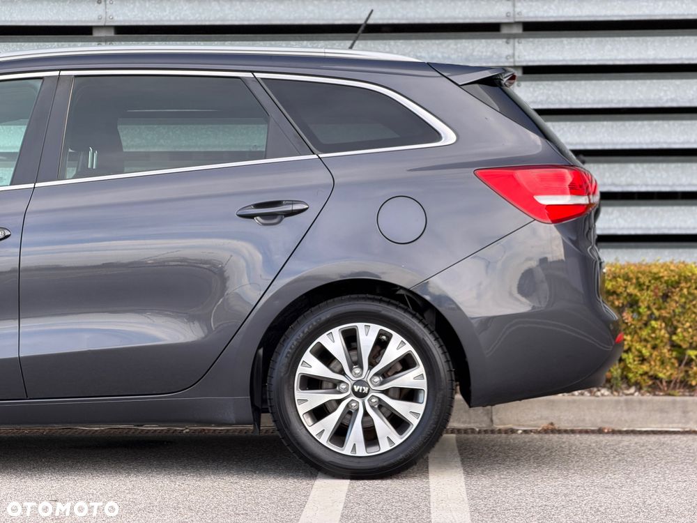 Kia Ceed 1.6 CRDi L - 37