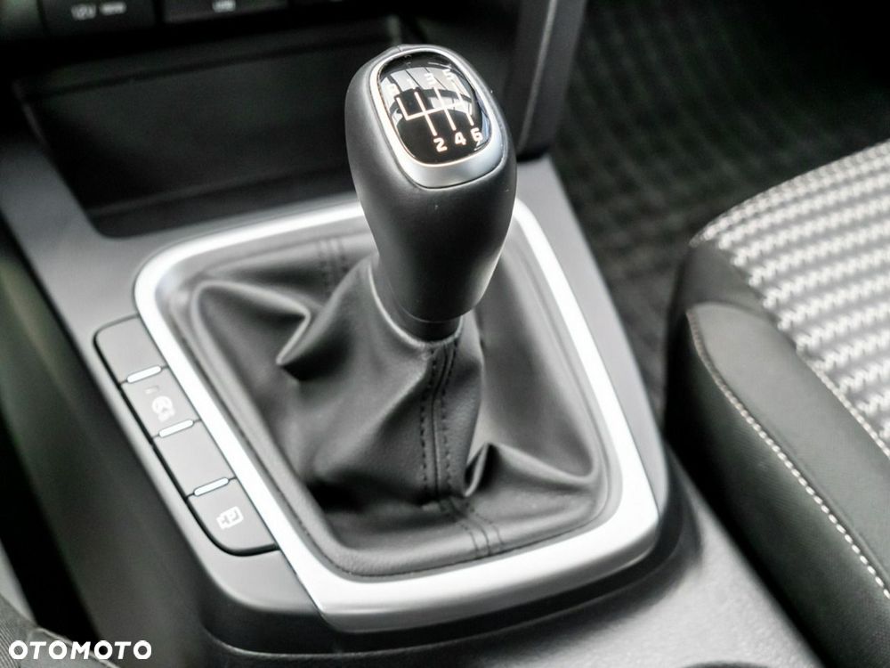 Kia XCeed 1.5 T-GDI M - 15