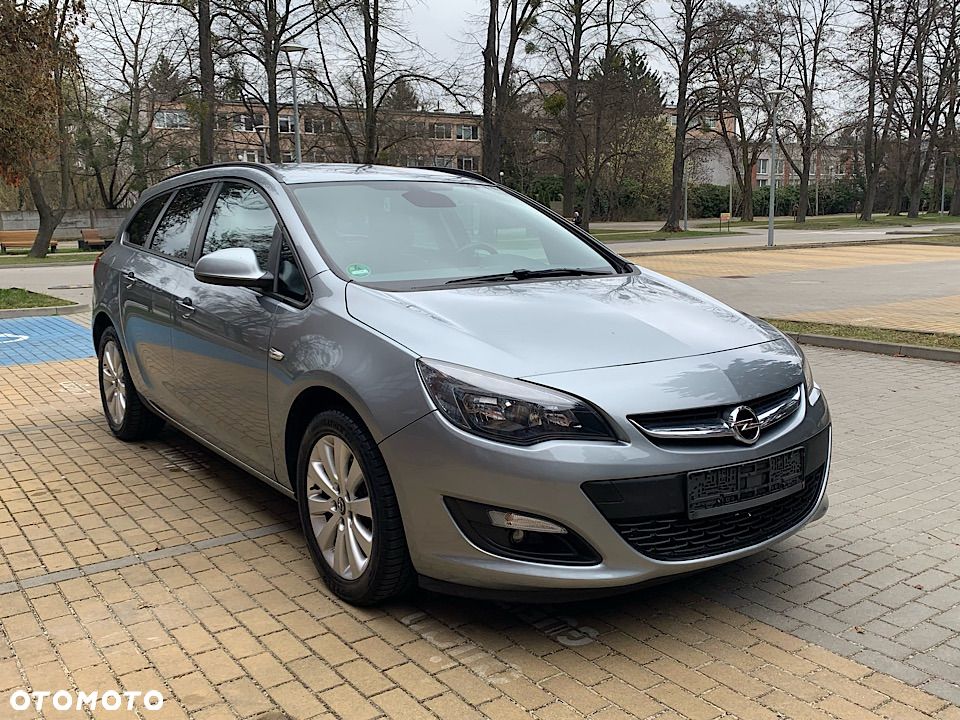 Opel Astra - 1