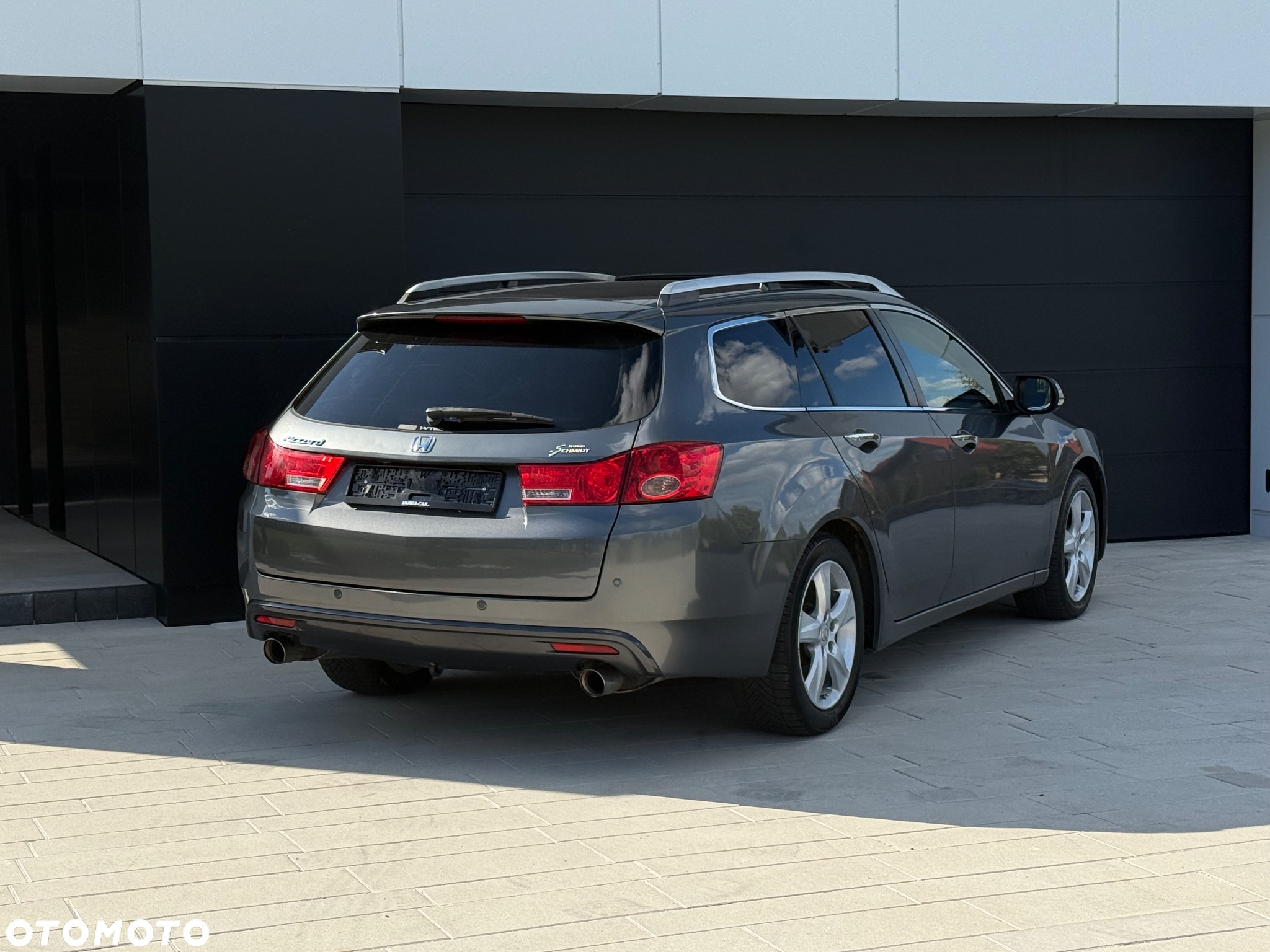 Honda Accord Tourer 2.4 Automatik Executive - 37
