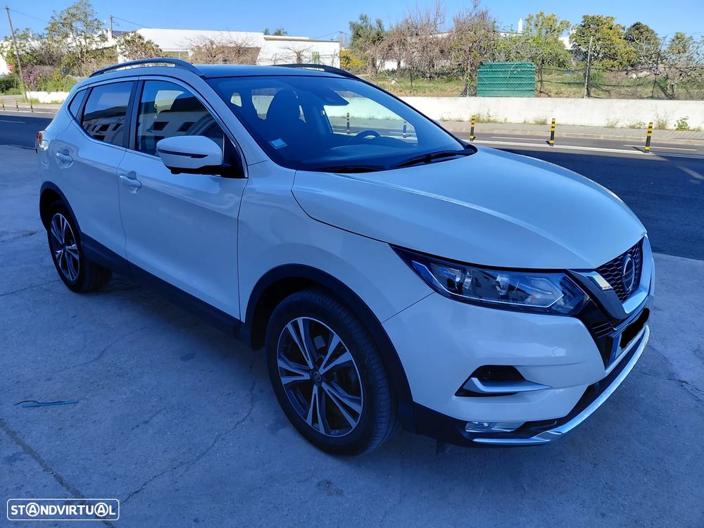 Nissan Qashqai 1.2 DIG-T N-Connecta - 1
