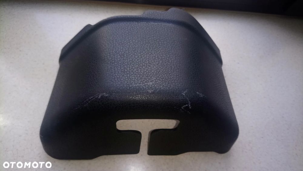 Osłona obudowa zwijaka pasa ISUZU D-max 2012-2020