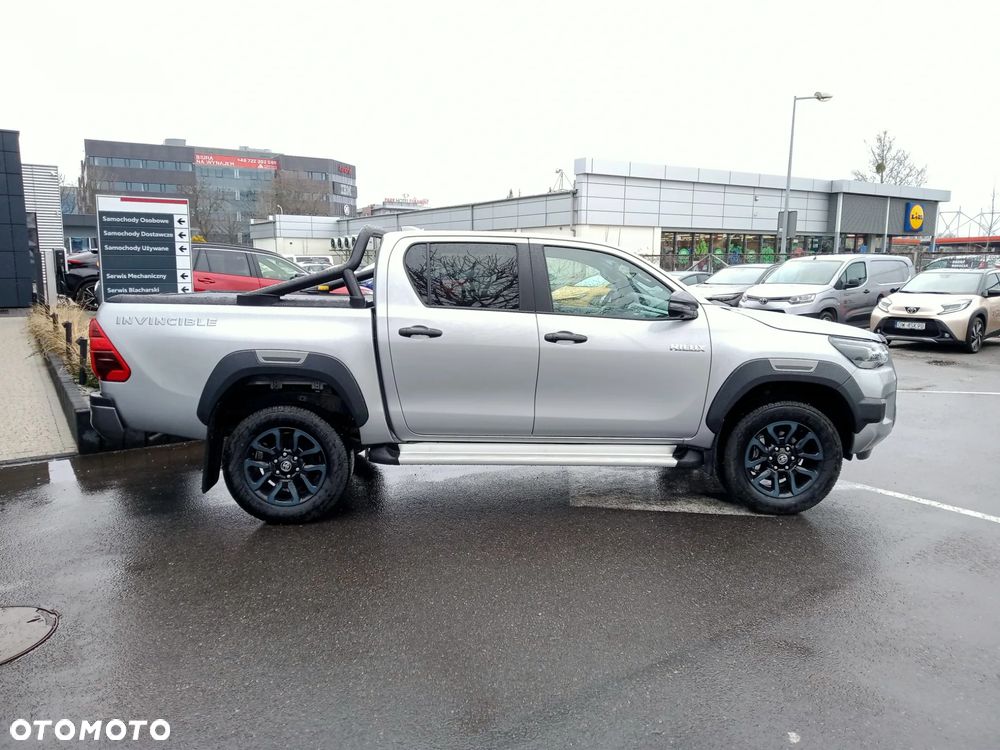 Toyota Hilux 2.8 D-4D Double Cab Invincible 4x4 - 6