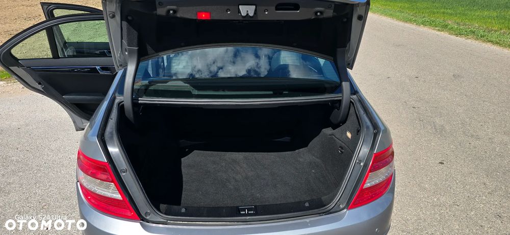 Mercedes-Benz Klasa C 200 CDI BlueEff Elegance - 21