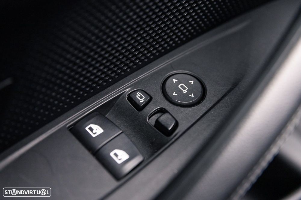 BMW 420 d Desportiva M Auto - 47