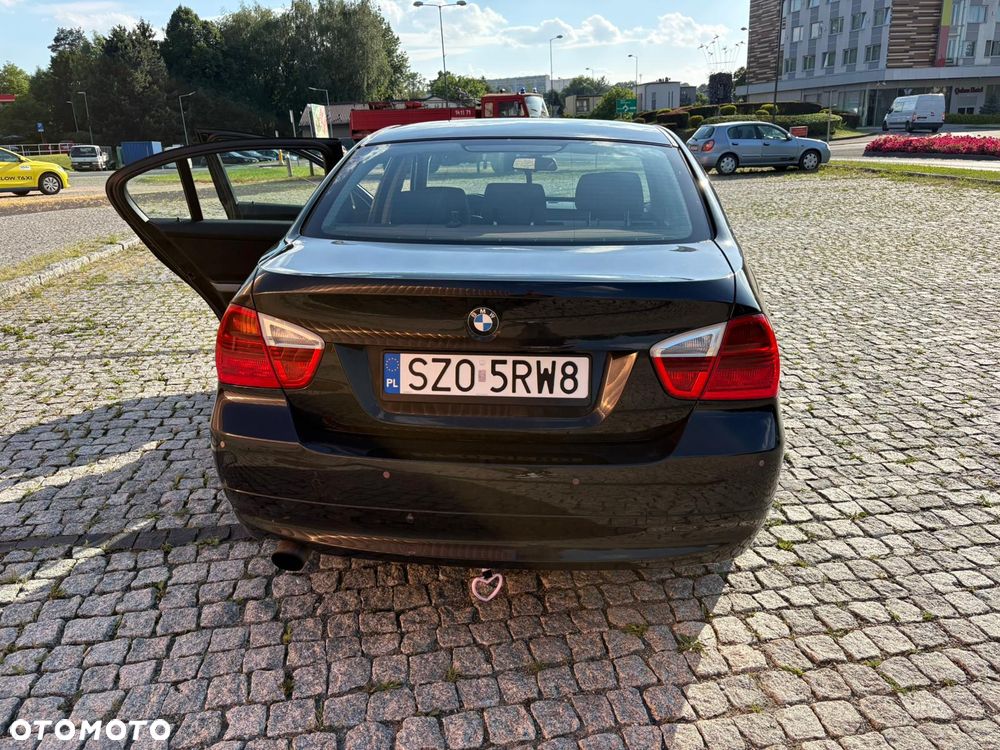 BMW Seria 3 - 16