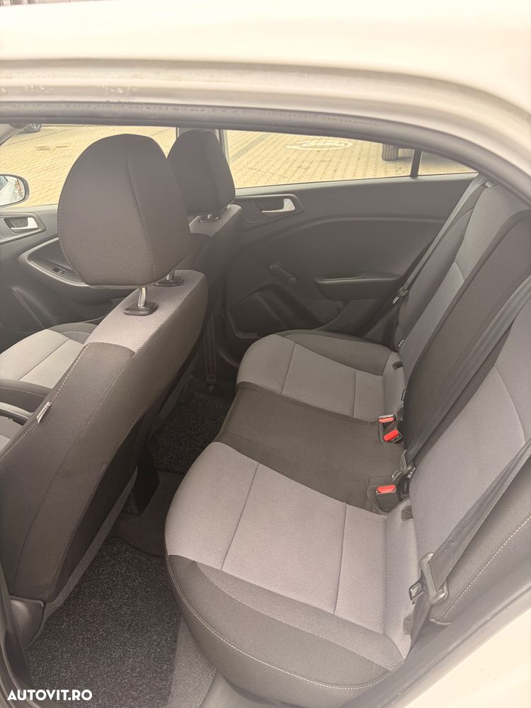 Hyundai i20 1.2 Classic - 11