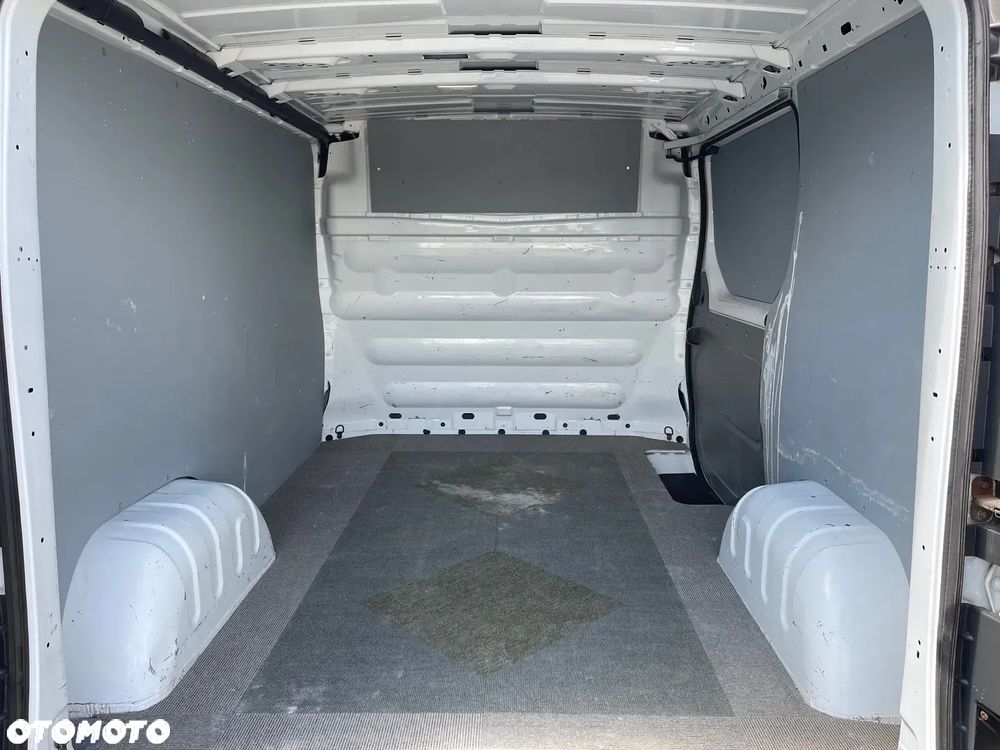 Opel Vivaro - 28