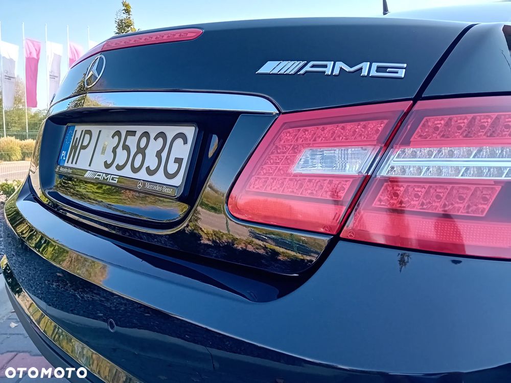 Mercedes-Benz Klasa E 350 CGI Coupe BlueEFFICIENCY 7G-TRONIC Elegance - 28