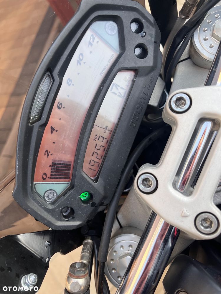 Ducati Monster - 7