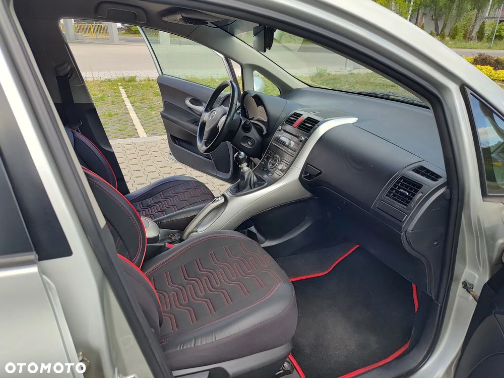 Toyota Auris 1.33 VVT-i Premium - 13