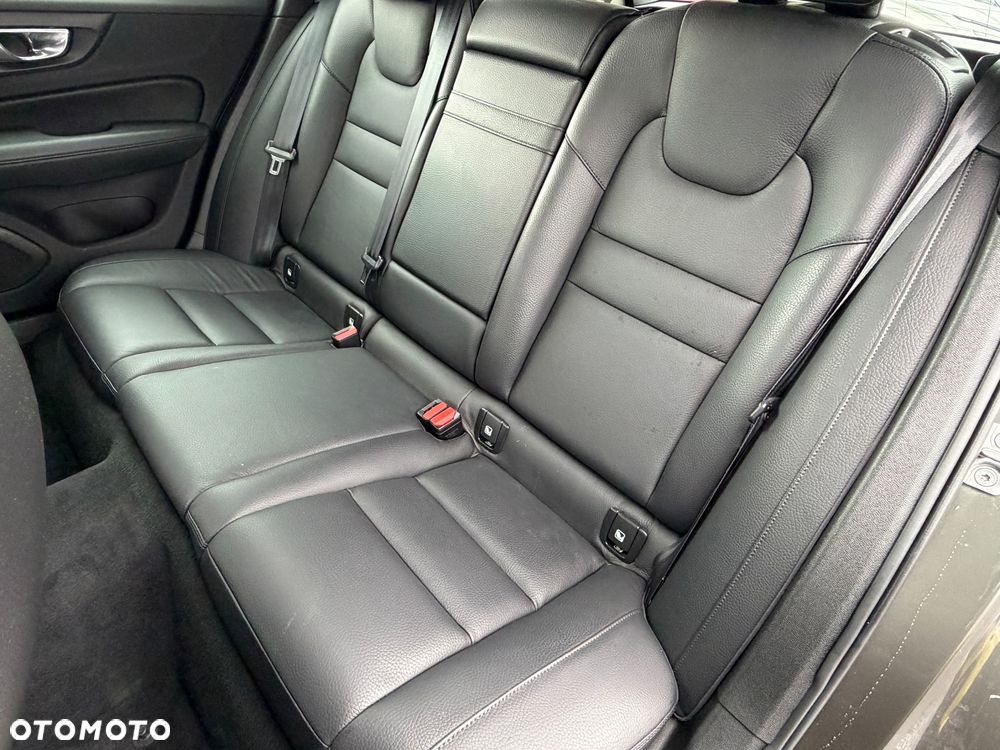Volvo V60 B3 B DKG Inscription - 17