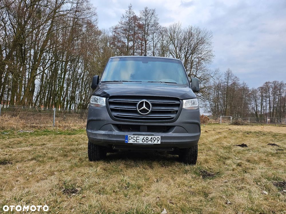 Mercedes-Benz Sprinter - 9