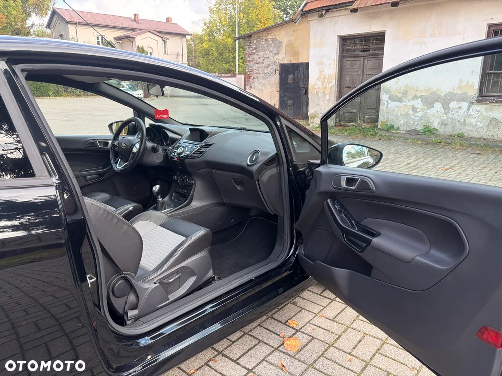 Ford Fiesta 1.6 EcoBoost mit Leder-Sport-Paket ST - 15