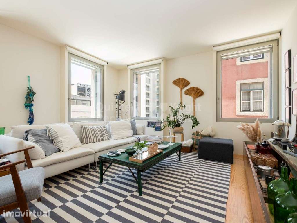 Apartamento T3 sem móveis na Misericórdia - Grande imagem: 2/21