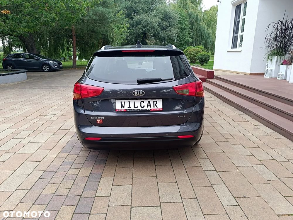 Kia Ceed 1.6 CRDi 136 DCT ISG Platinum Edition - 16
