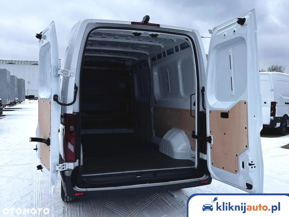 Renault Master Furgon L3H2 2.0 Diesel 130KM Manual - 4