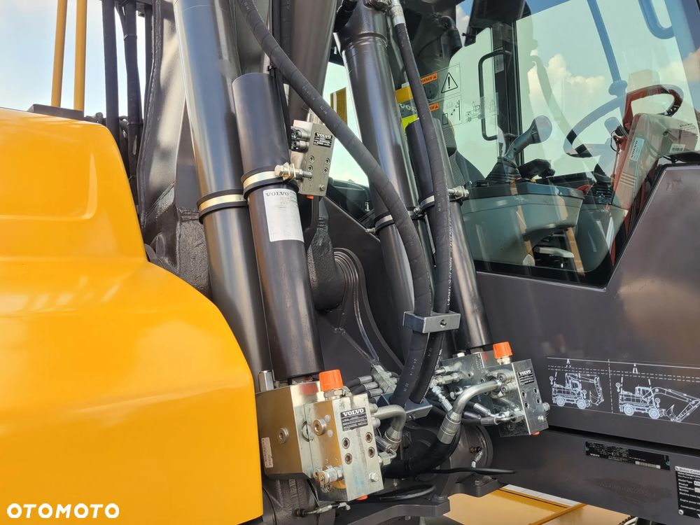 Volvo EW160D / ROTOTILT ze szczypcami / 8500h / serwisowana / - 25