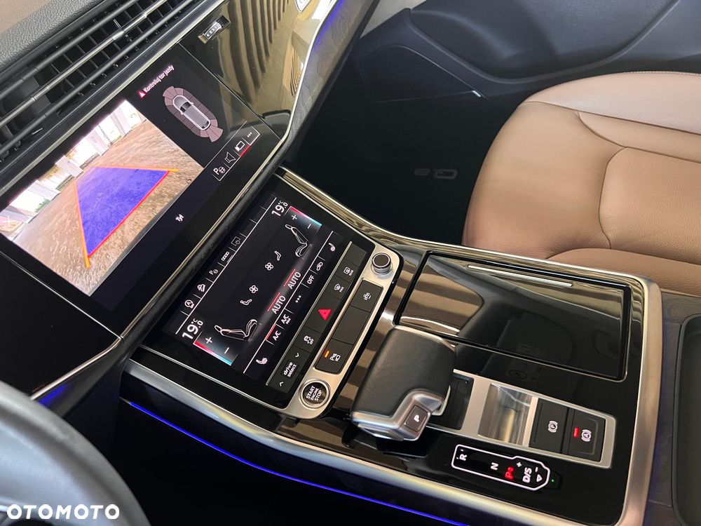 Audi Q8 50 TDI mHEV Quattro Tiptronic - 18
