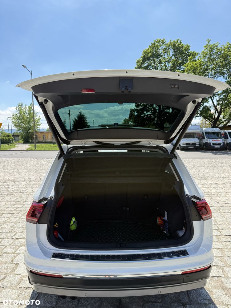 Volkswagen Tiguan - 4