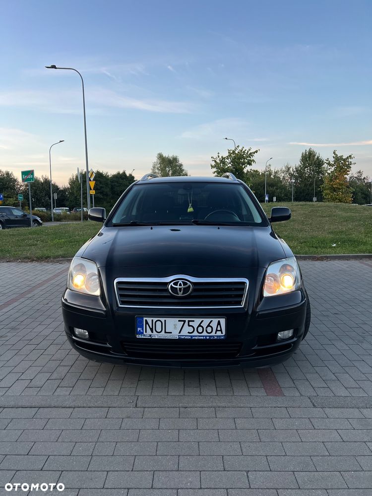 Toyota Avensis 2.0 VVT-i Automatik Executive - 12