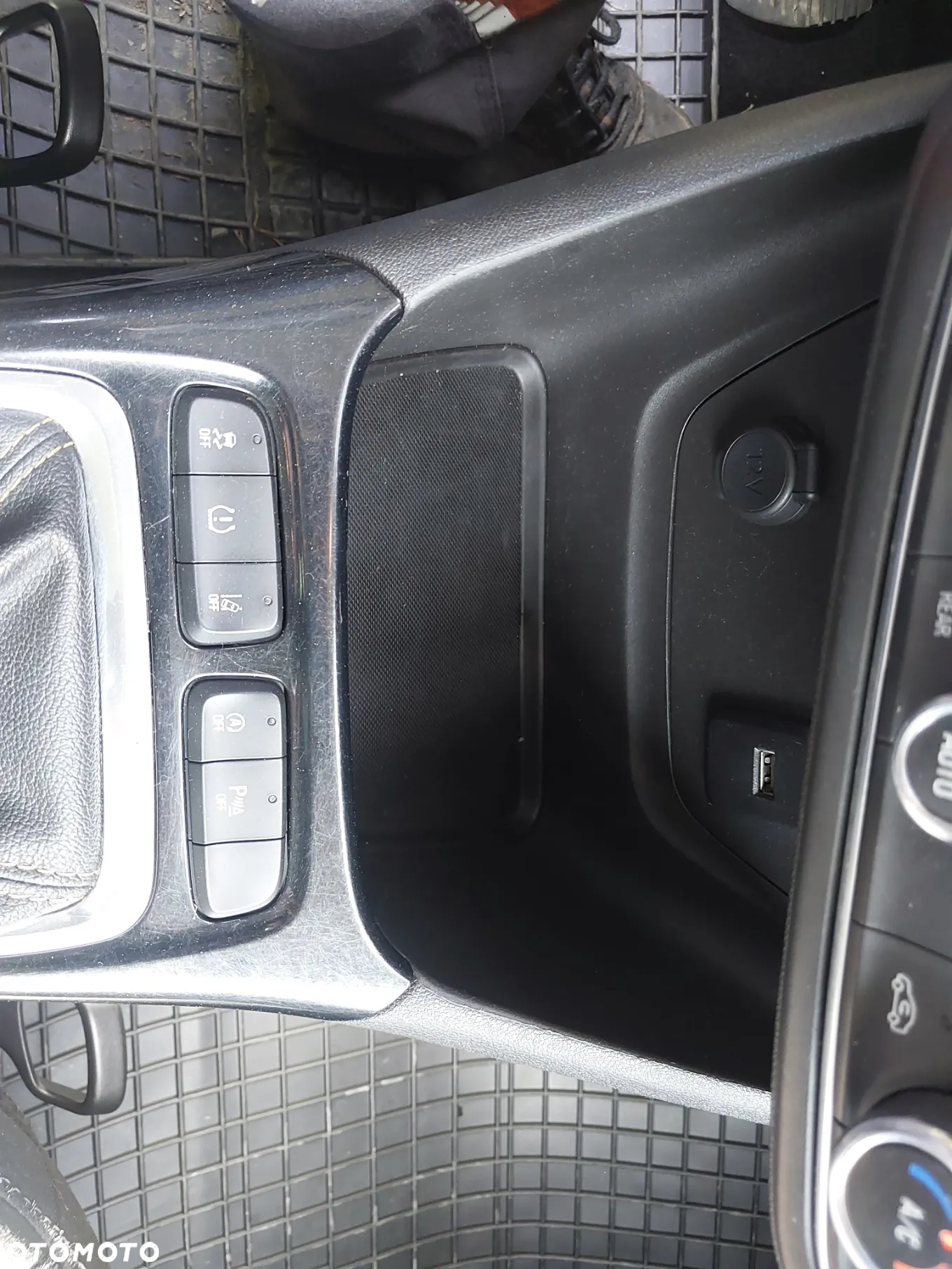 Opel Crossland X - 18