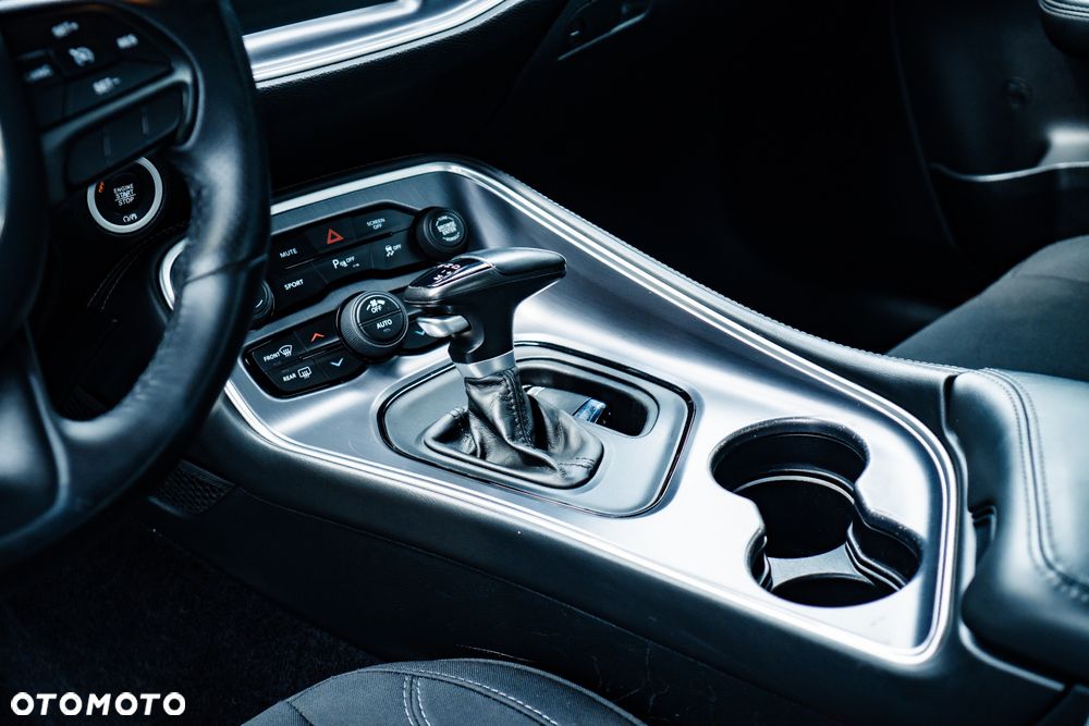 Dodge Challenger Automatik R/T Plus - 4