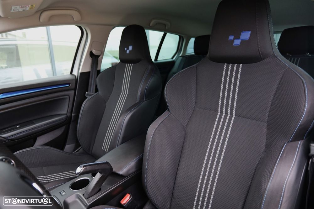 Renault Mégane Sport Tourer 1.5 Blue dCi GT Line EDC - 8