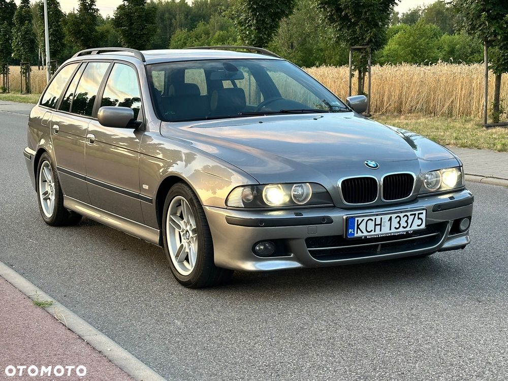 BMW Seria 5 520i Touring Edition Sport - 4