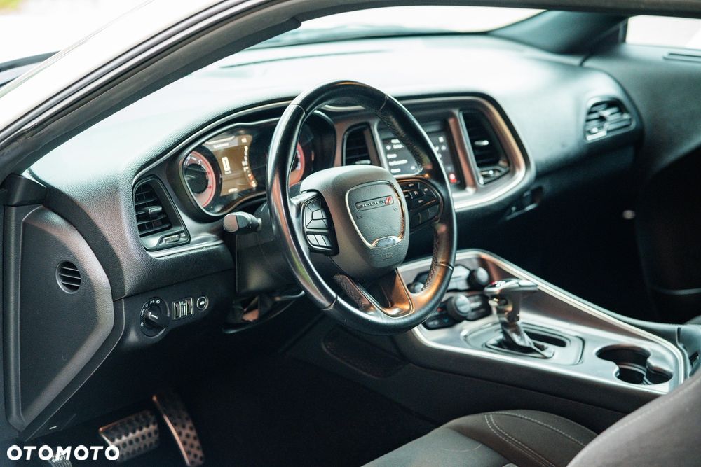 Dodge Challenger 3.6 SXT - 15