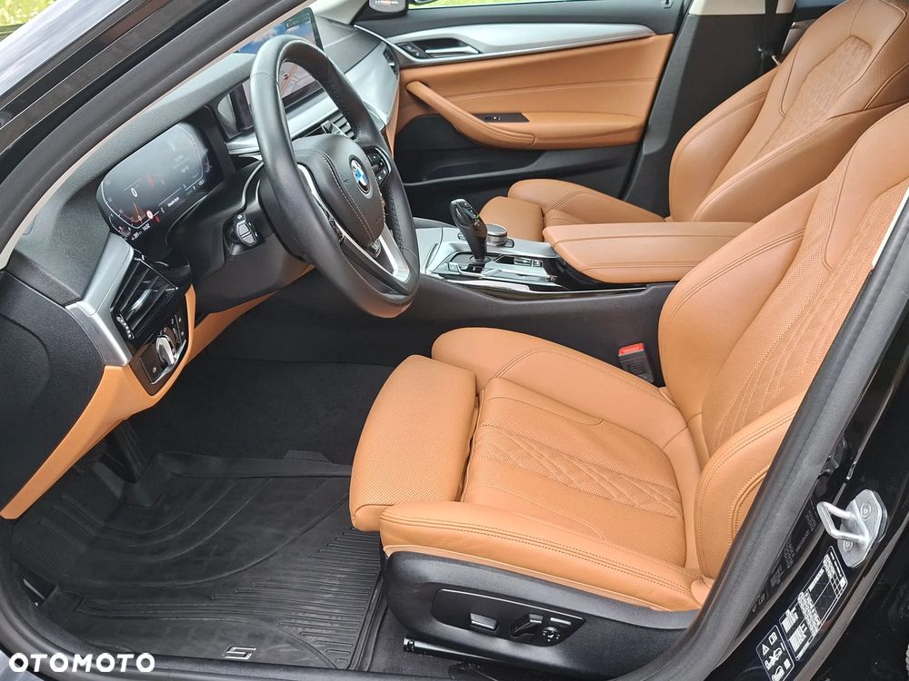 BMW Seria 5 520d xDrive mHEV Luxury Line - 36