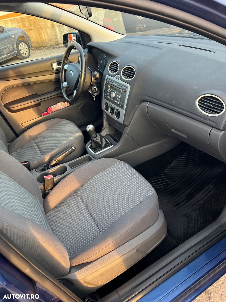 Ford Focus 1.8 TDCi Anniversary - 17