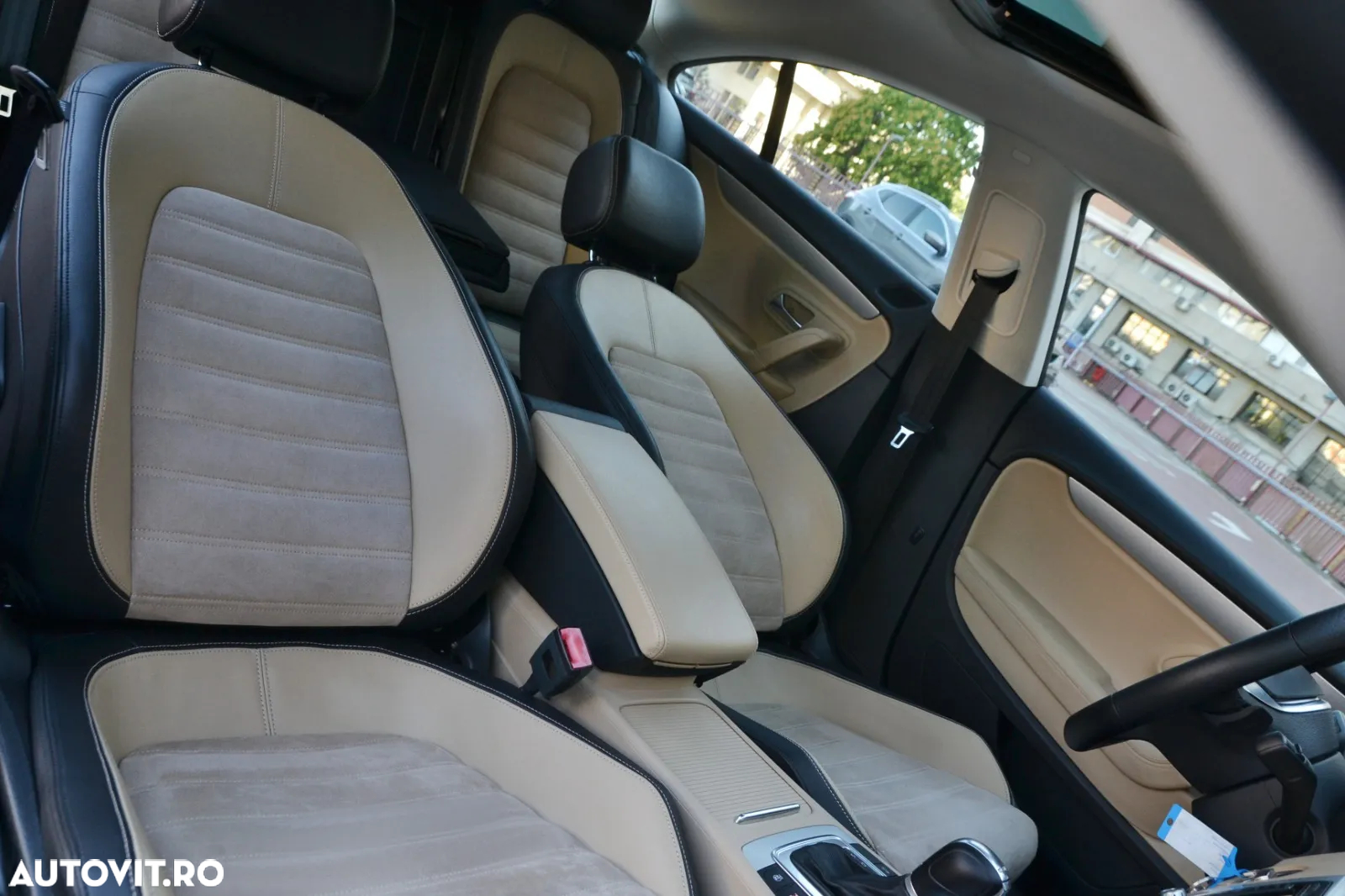 Volkswagen Passat CC 2.0 TDI BlueMotion Technology DSG - 19