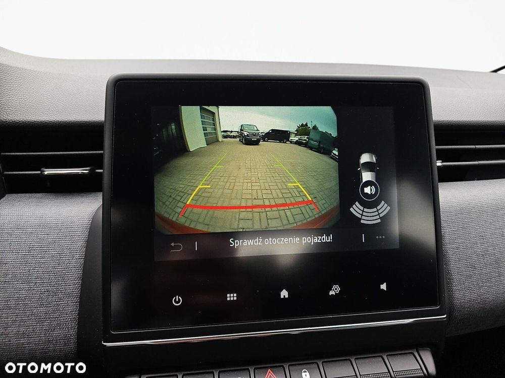 Renault Clio - 22