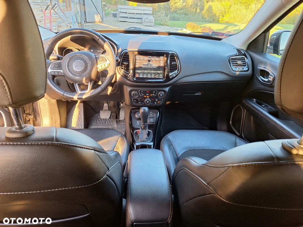 Jeep Compass - 13