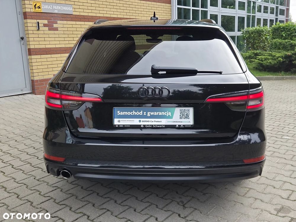 Audi A4 Avant 1.4 TFSI design - 12