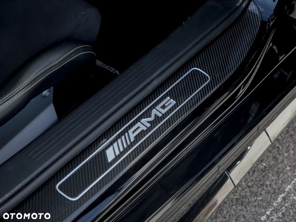 Mercedes-Benz AMG GT - 17