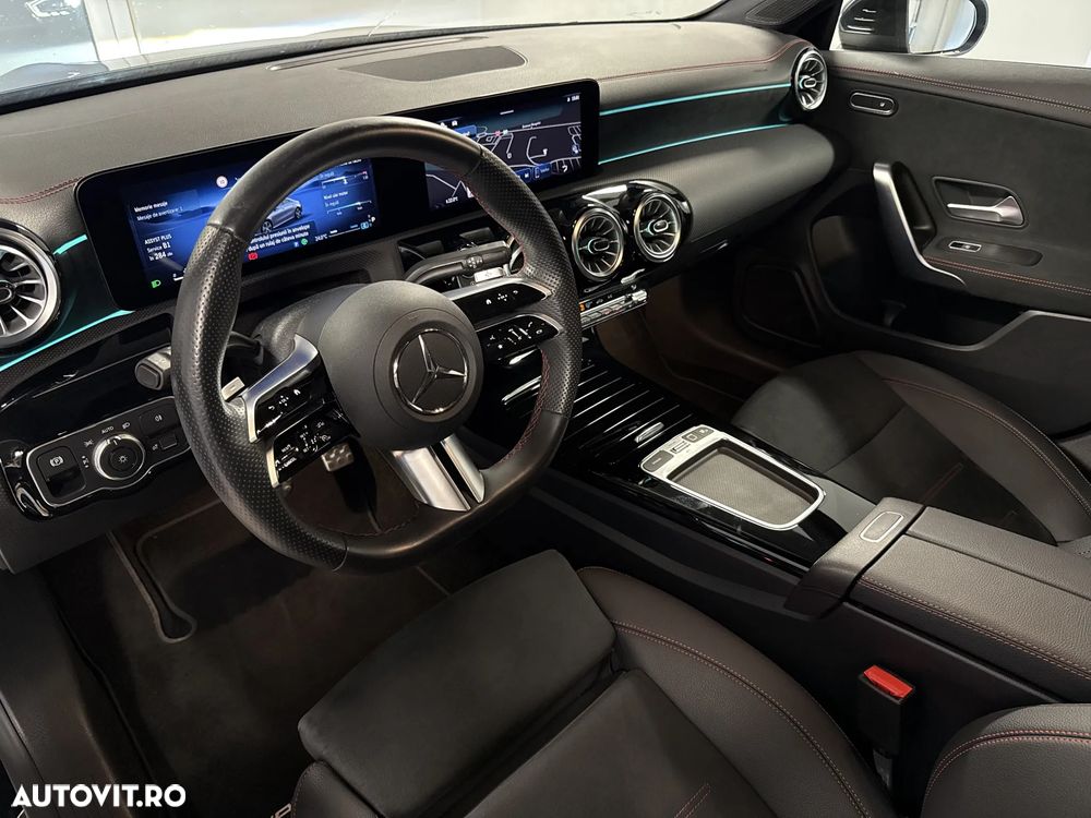 Mercedes-Benz CLA 180 7G-DCT Progressive - 10