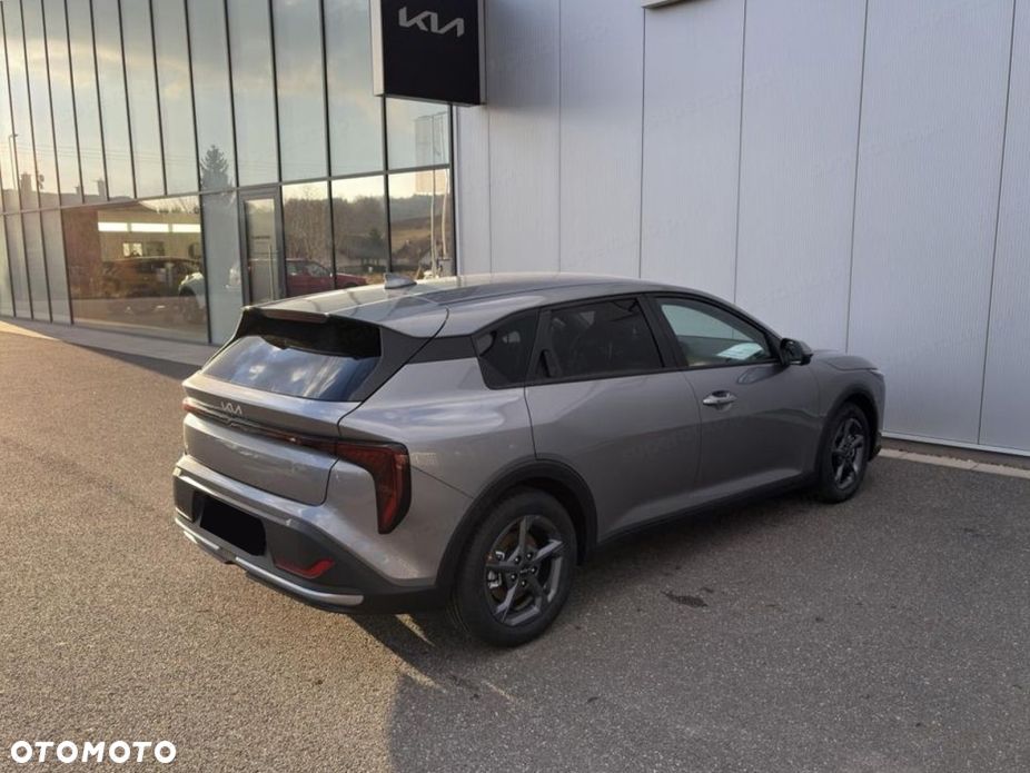 Kia K4 - 4
