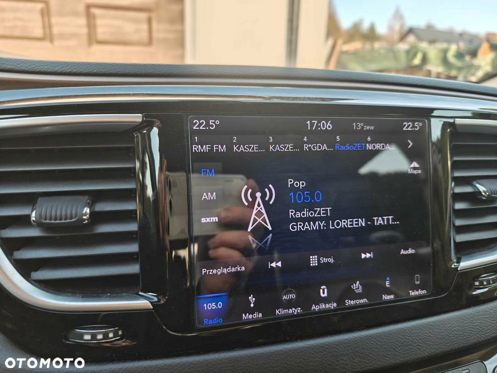 Chrysler Pacifica - 3