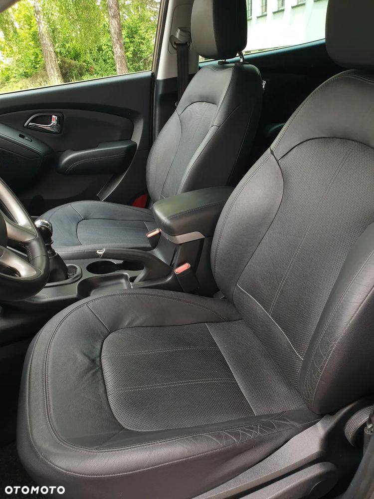 Hyundai ix35 2.0 CRDi 4WD Premium - 8