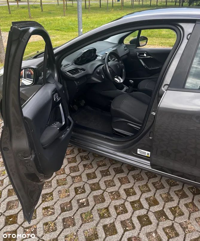 Peugeot 208 1.2 PureTech Active - 10