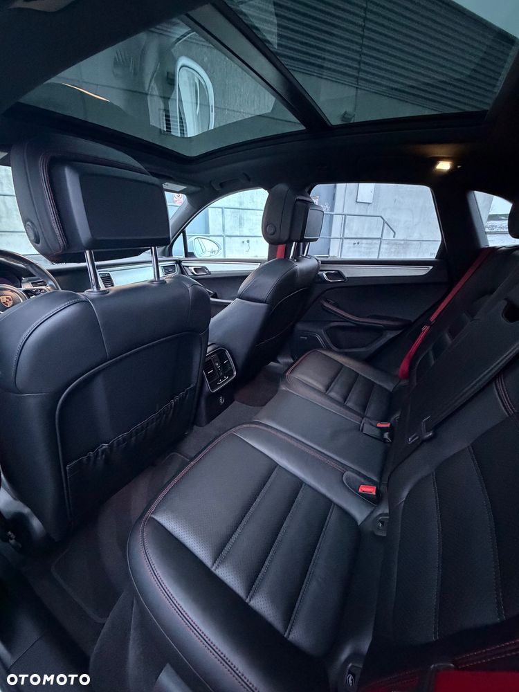 Porsche Macan GTS PDK - 23