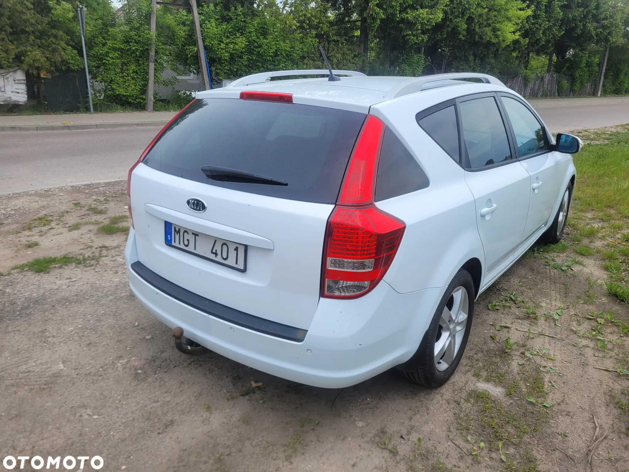 Kia Ceed - 4