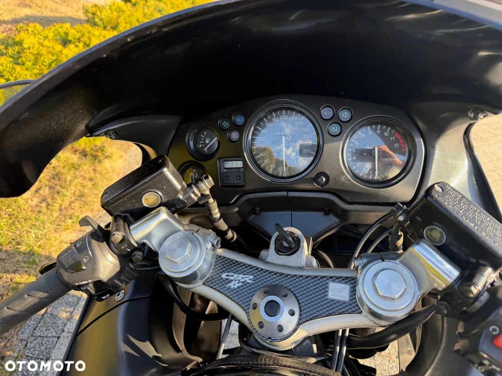 Honda CBR - 15