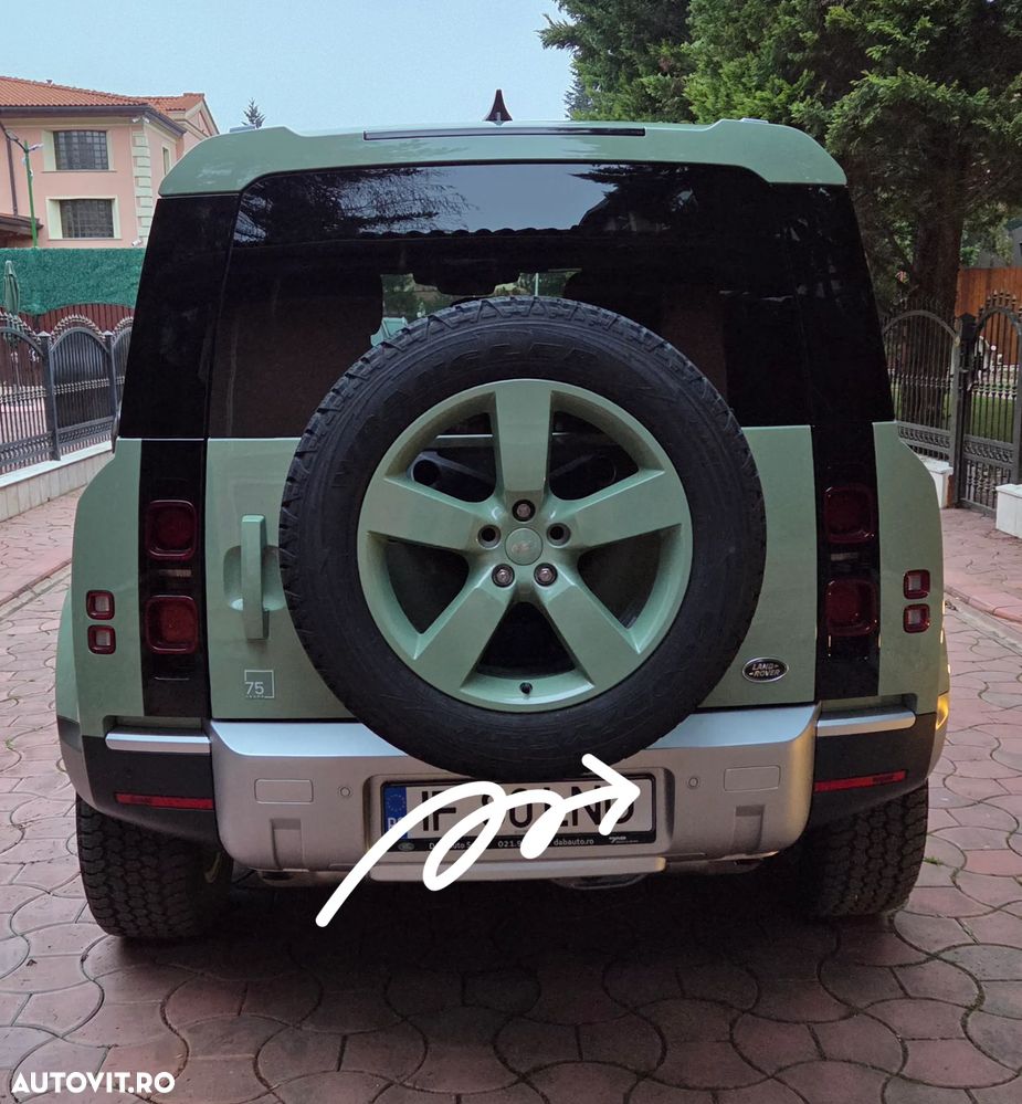 Land Rover Defender - 9